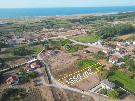 Karasu Denizköy’de 1350 M2 %40 Köy İçi İmarlı, Yerleşik Alanda Yatırıma Uygun Satılık Arsa