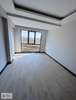 Çobançeşme Mahallesinde 2+1 Satılık Daire