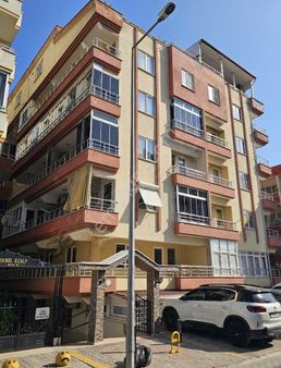 Didim Merkezde 3 Oda 1 Salon Ayrı Mutfak Acill Satılık