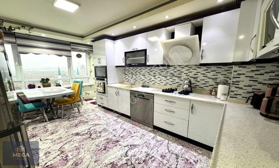 Mega'dan Atapark Mevki Emsalsiz 150m2 Net 4+1 Lüx Yapılı Daire!!