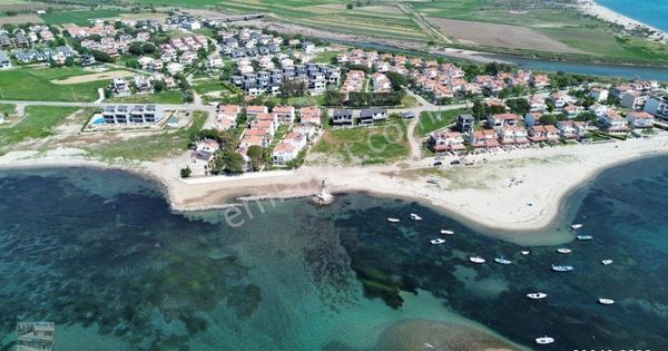 Balıkesir Ayvalık Altınova Da Satılık 3.439 Metre Kare Villa İmarlı Arsa.denize Sıfır