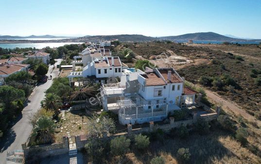 Balıkesir Ayvalık Cunda Da Satılık Muhtesem Villa.