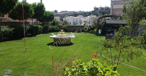 Ayvalikta Satilik Mukemmel Tripleks Villa.mustakildir