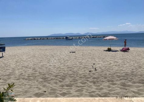 Balıkesir Ayvalık Altınova Da Satılık Villa.denize Sıfır