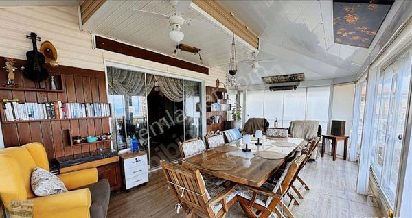 Balıkesir Ayvalık Cunda Da Satılık Muhtesem Villa.denize Sıfır.