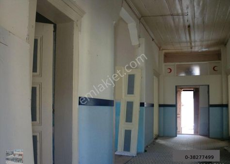 Balıkesir Ayvalık Altınova Da Satılık Mustakil Ev Ve Arsası.