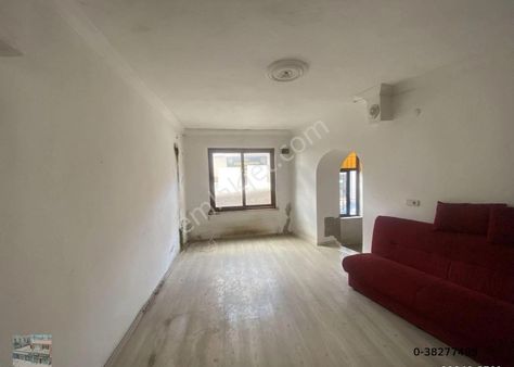 Balıkesir Gömeç Karaağac Merkez De Satılık Tarihi Mustakil Ev.