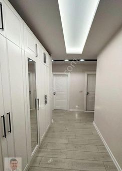 Van Cumhuriyet Mahallesin'de İlhami Çakırtaş Emlak A.ş'den Satılık Ultra Lüks 4+1 Daire