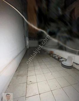 Van İpekyolu Alipaşa Mahalesi'nde İlhami Çakırtaş Emlak A.ş'den 3+1 Geniş Satılık Daire