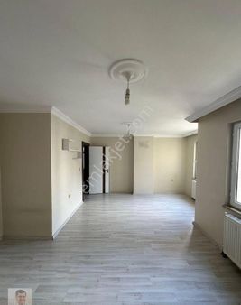 Van İpekyolu Bahçivan Mahalesi'nde İlhami Çakırtaş Emlak A.ş'den 3+1 Satılık Dublex Daire