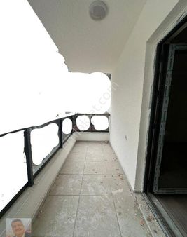 Van İpekyolu Serhat Mahallesinde Van'ın En Geniş Satılık 1+1 Dairesi