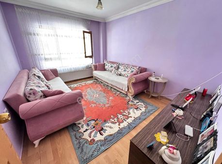 Derman'dan*karapürçek Çarşı İçinde*2+1*yüksek Giriş*