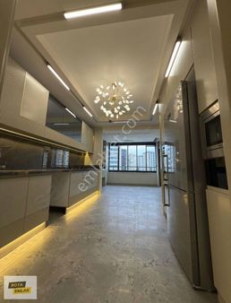 Fıstıklı Da Satılık Ultra Lüks 3.5+1 Daire