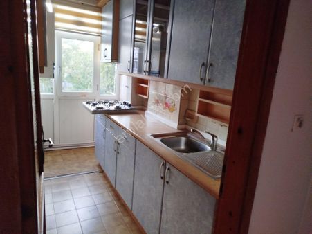 Akdeniz Caddesine Yakın 1 Oda 1 Salon Kombili, Temiz Daire