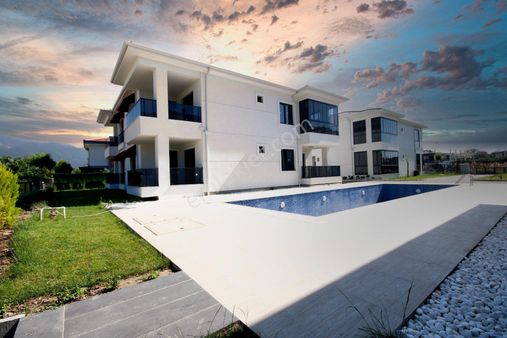 🛑🛑aktif'ten Akçay Merkezde Satılık Denize 250mt Havulu Fevkalede Ön Cephe 2+1 Daire