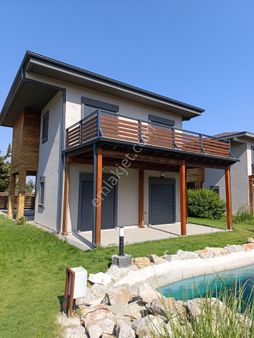 Seferihisar Doğanbey De Tek Müstakil Bağımsız Villa