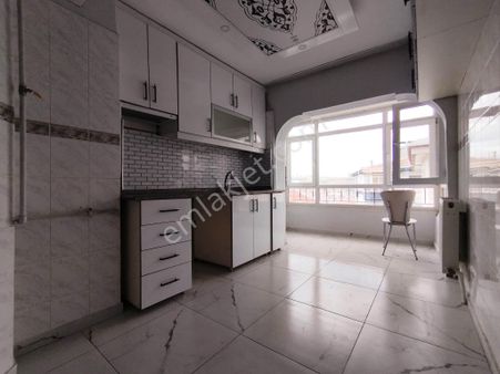 Keçiören Osmangazi Cadde Üzeri Full Yapılı 3+1 Üst Kat Manzaralı