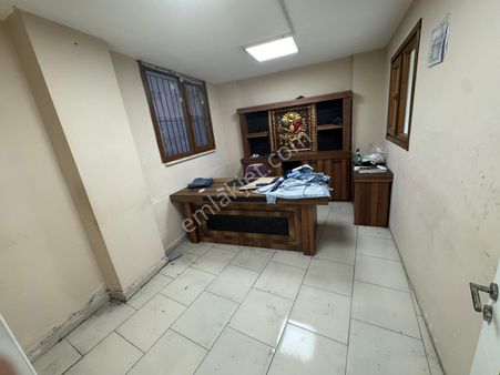 Tuna Mahallesinde Kiralık 120 M2 Depo & Atölye