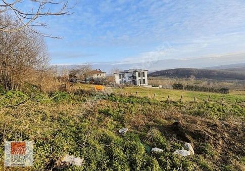 İzmit Çağırgan 1243 M² 415m² %40 İmarlı Köy Merkezinde Arsa