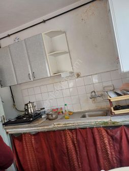 Arkadaş Emlaktan Höyük Caddesinde 3+1 Balkonlu Yüksek Giriş Satılık Daire