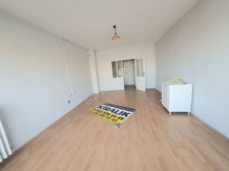 Aşağı Eğlence Göbekte Etlik Şehir Hast. Gata Hast. Yürüme Mesafesi Cadde Üzeri 3+1 Bağımsız Kiralık