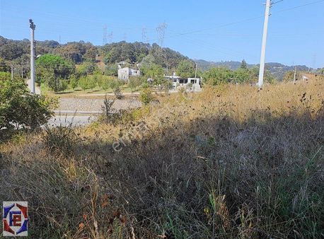 Aşağıdereköy De Sapanca Gölüne 1 Dk Uzaklıkta 961 M² Arazi