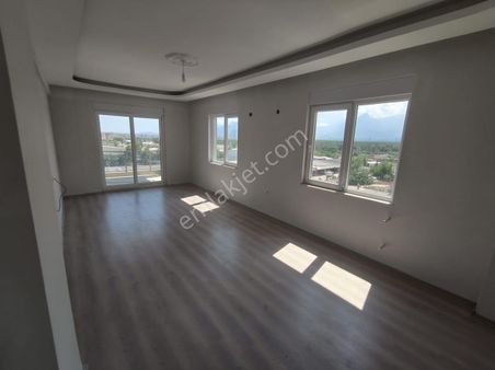 Antalya Kepez Ünsalda Kiralık 2+1 Asansörlü Sitede Lüks Daire No.20475​