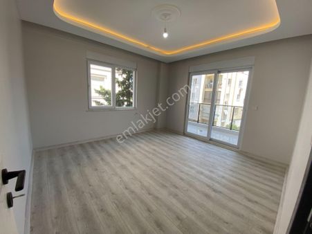 Kızıltoprakta Arakat 2+1