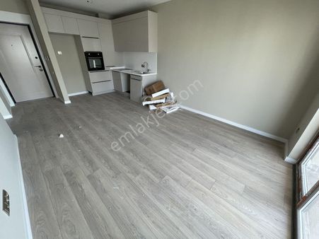 Cumhuriyet Mah. Site İçerisinde Sıfır 1+1 Kiralık Daire