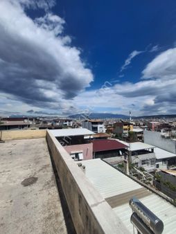 Karabağlar Selvili Mahallesi'nde 4 Katlı Satılık Bina