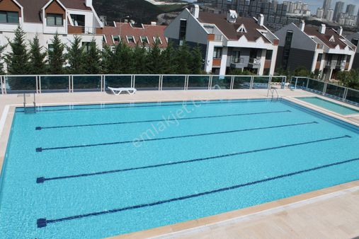 Polat Emlak'dan...manzaralı_ Kışbahçesi_ Havuzlu Ultra Lüx Villa