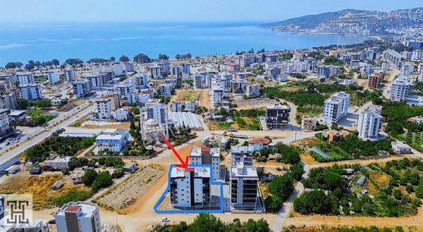 Oturuma Hazır Denize Yakın 1+1 Satılık Daire