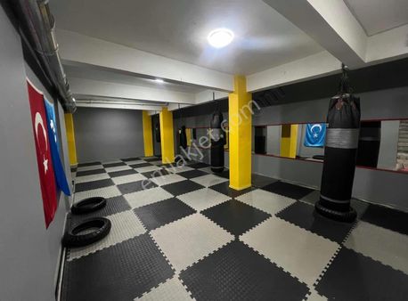 Kiralık 180 M2 İskanlı İşyeri