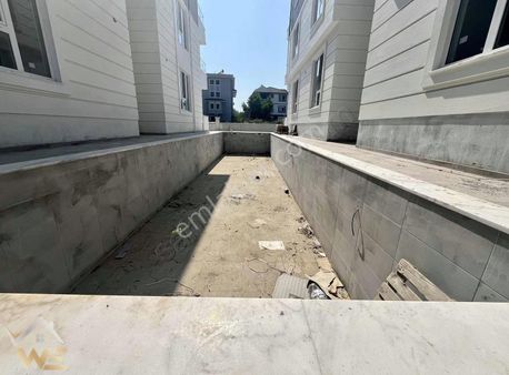 Dalaman Hürriyet Mahallesinde Havuzlu Sitede Satılık 2+1 Daire