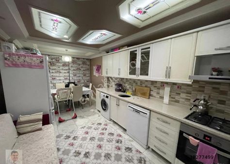 Van İpekyolu Valimithatbey Mahalesi'nde İlhami Çakırtaş Emlak A.ş'den Geniş 2+1 Daire