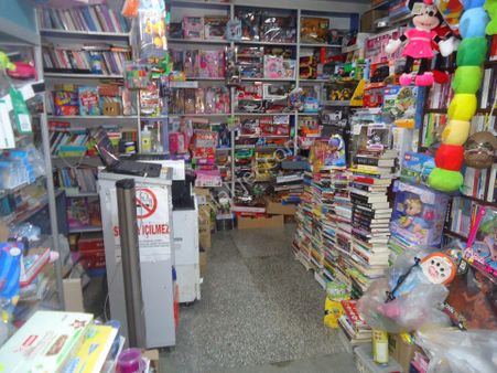 Merkezi Yerde Devren Satılık Kırtasiye Dükkanı