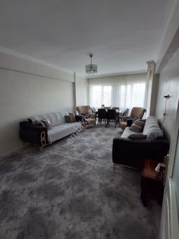 Beykent Gaziler Mahallesinde 2+1 Satılık Daire