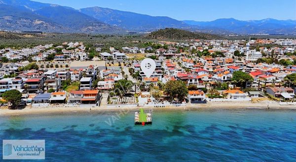 Vahdet'ten Akçay Yeni Mah.denize 5 Adım Önü Kapanmaz 4+2 Villa !