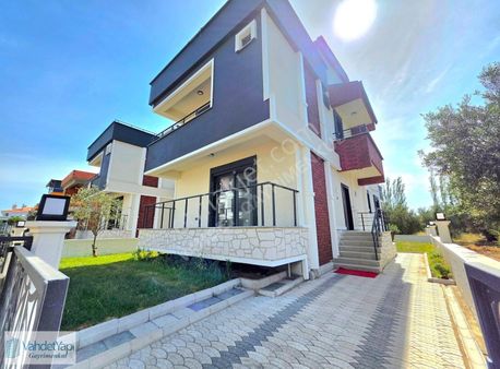 Vahdet'ten Zeytinlide Otopark/bahçe/ 3+1 Ayrı Mutfak Sıfır Villa