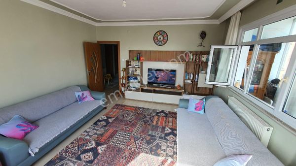 Umur Gayrimenkulden Mükkemel Konumda 3.kat Satılık Daire