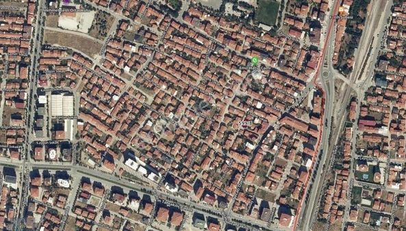 Necati Özen Caddesi Yakını 2 Kat İmarlı Köşe Parsel Arsa