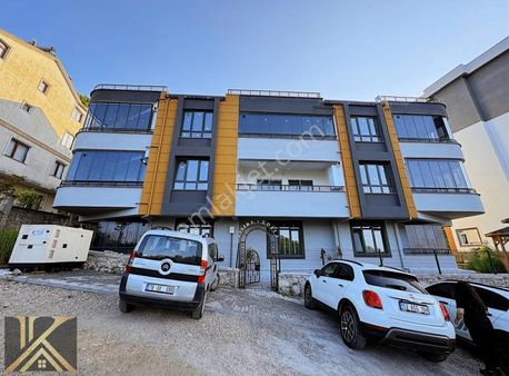2k Emlaktan Demas Plajının Üst Kısmında Satılık Sıfır 3+1 Daire