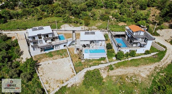 Kalkanda Doğanın İçin De Müstakil Havuzlu Yeni Yapım Villar