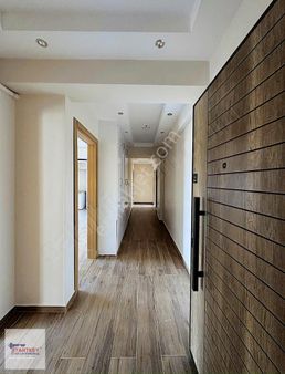 Manisa Turgutlu Turan Mahallesinde Satılık 3+1 160m2 Daire