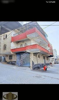 Eyübiye Osmanlı Mahallesi Satılık Müstakil Köşe Bina 3katlı