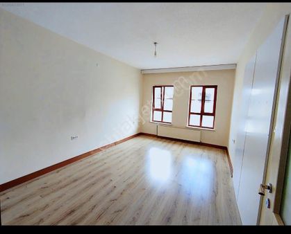 Emin Emlak Satıyor... 4. Toki De İçi Bakımlı Satılık Daire