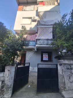 İhsan Alyanak Mahallesi'nde Cadde Üzeri 2+1 Satılık Daire