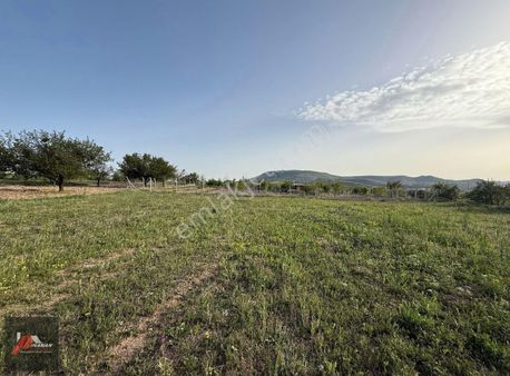 İnanan Emlaktan Uçhisar İnikisin Mevkii Satılık Arazi