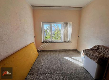 İnanan Emlaktan Emek Mah. 4+1 Satılık Daire