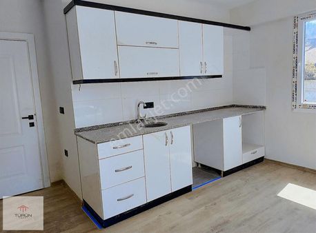 Seydikemer Menekşe De 2+1 Daire